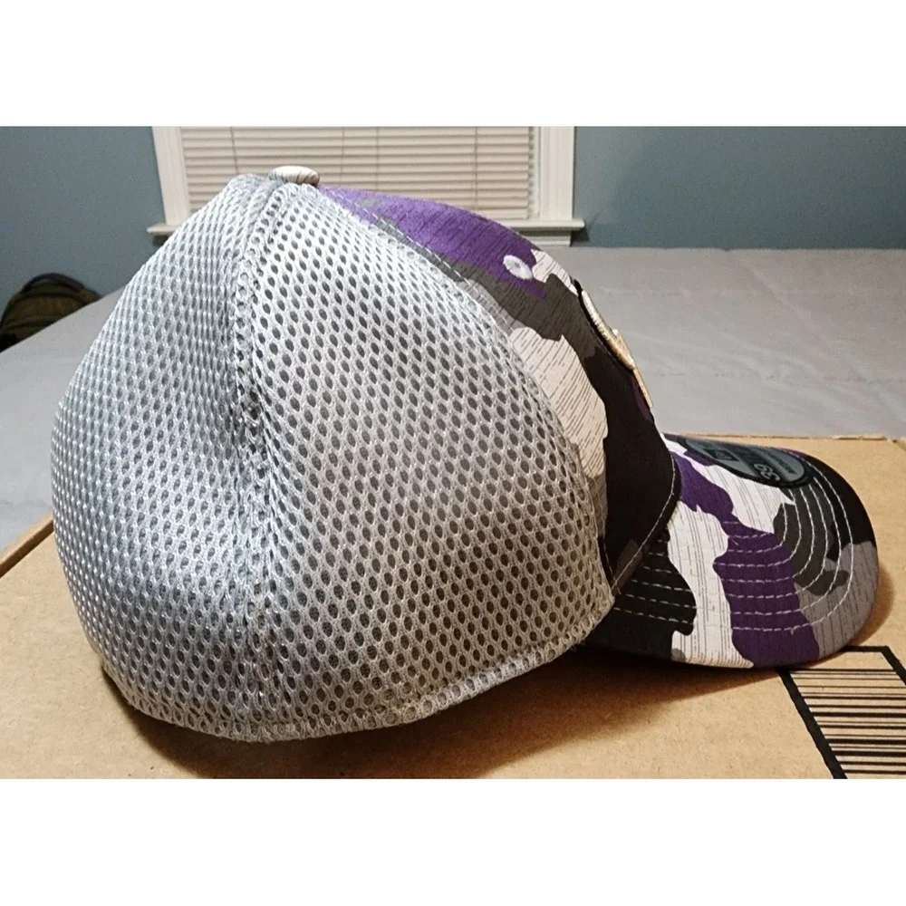 New Era® Colorado Rockies (M/L) Team Neo™ 39THIRTY Active Flex Hat - Purple Camo